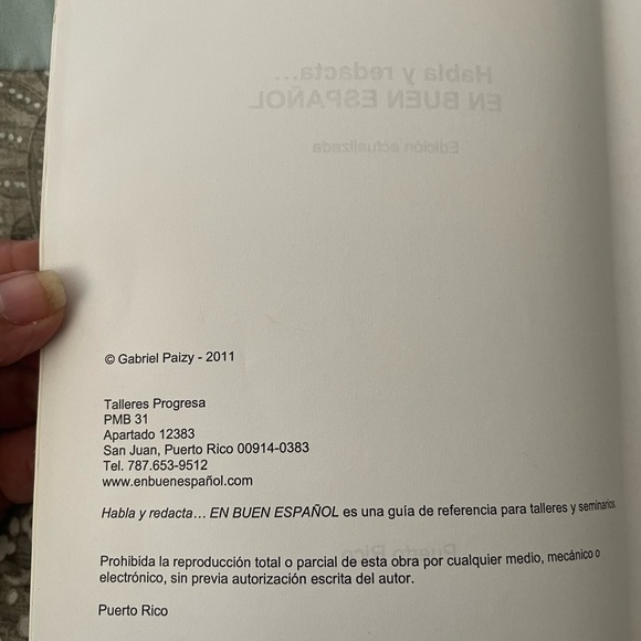 Books in Spanish, Puerto Rico authors - Picture 13 of 16